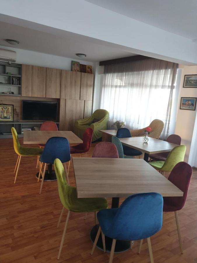 Poarta Apelor Hotel Sarichioi Ngoại thất bức ảnh
