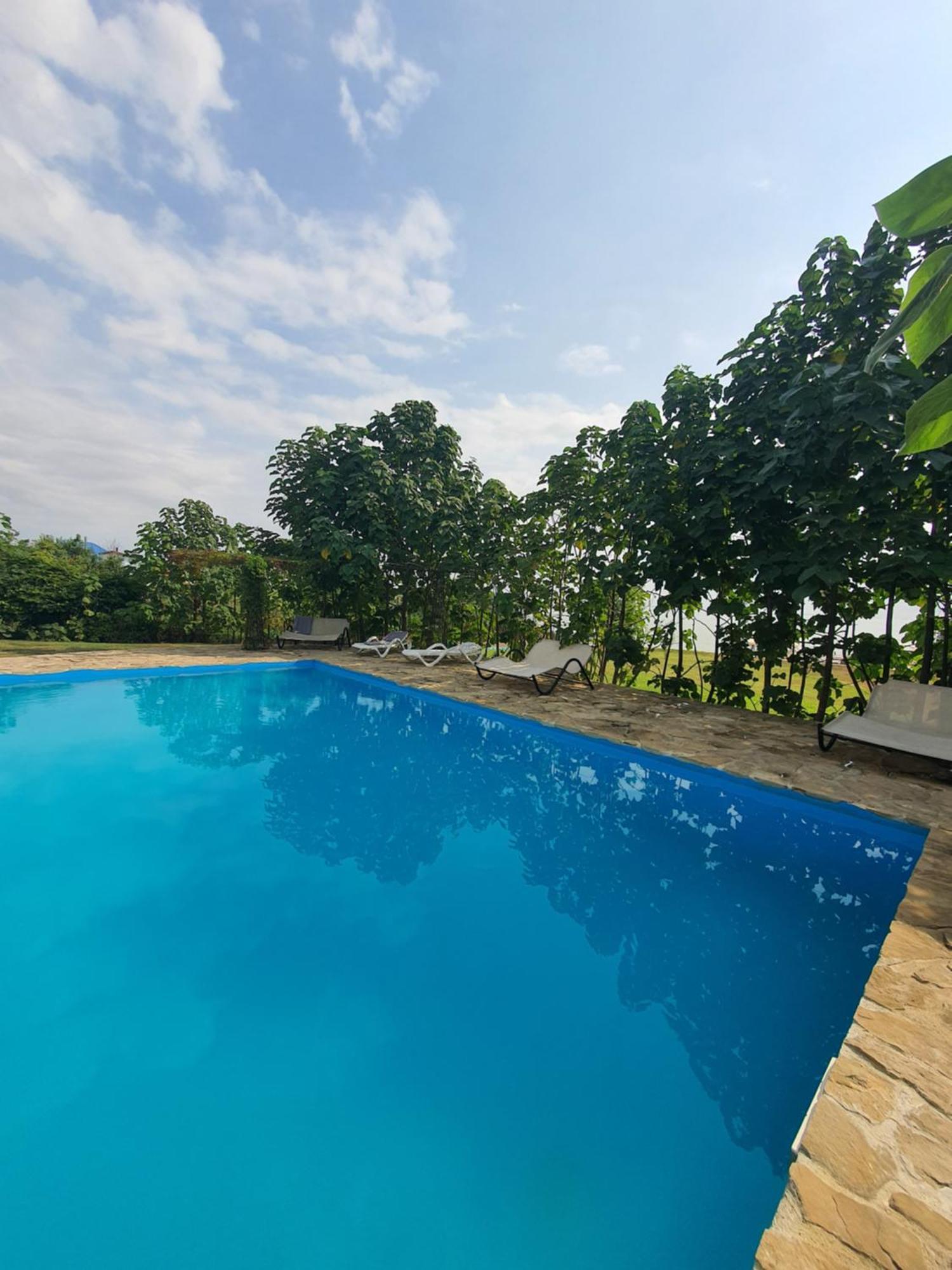 Poarta Apelor Hotel Sarichioi Ngoại thất bức ảnh