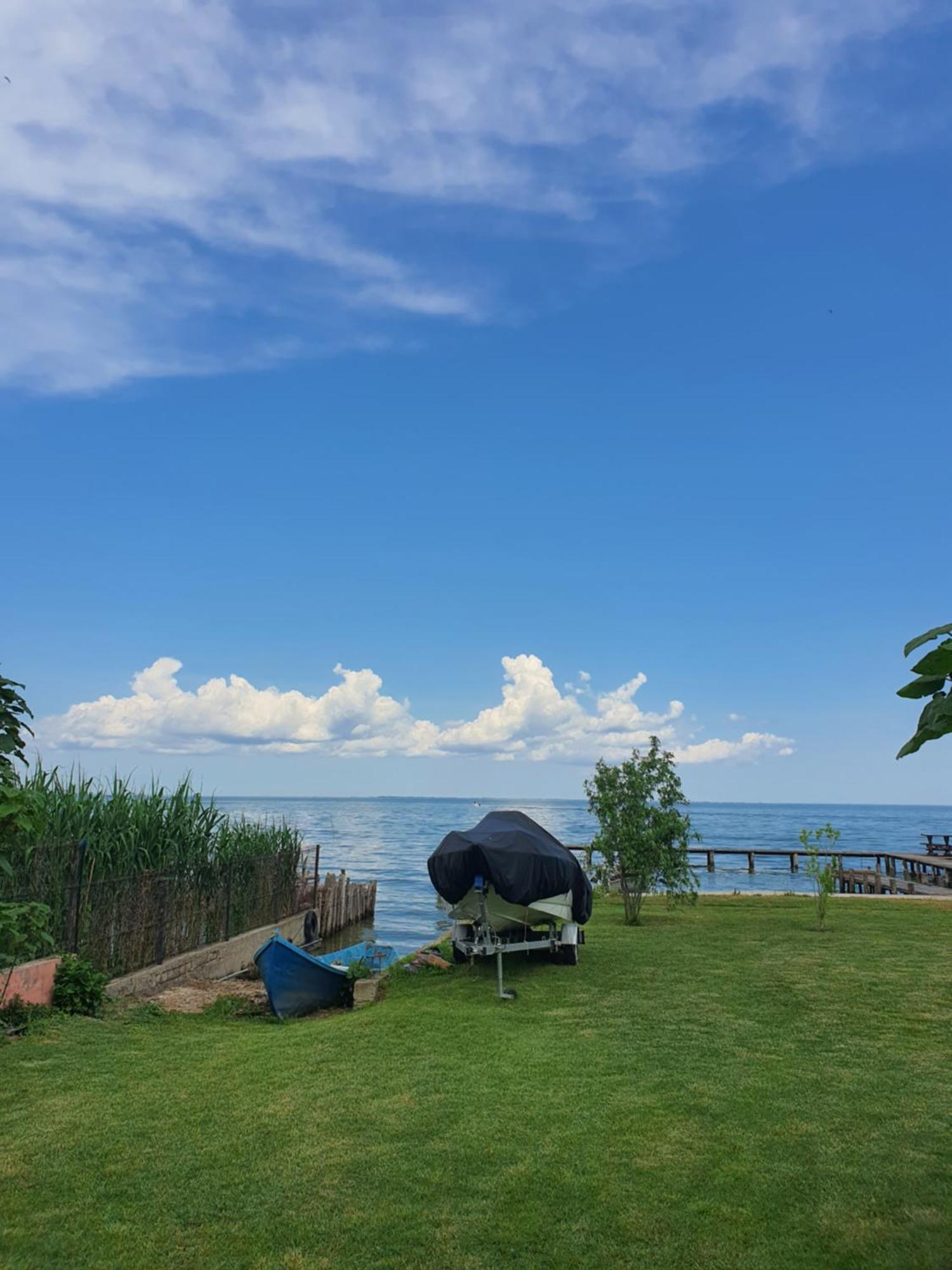 Poarta Apelor Hotel Sarichioi Ngoại thất bức ảnh